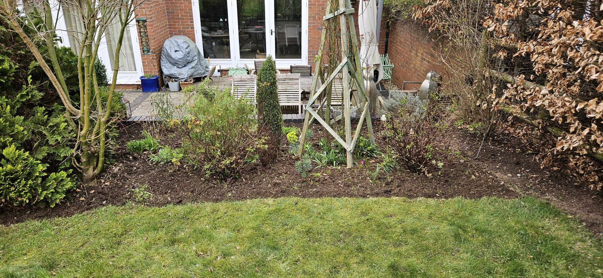 wooden fence installation