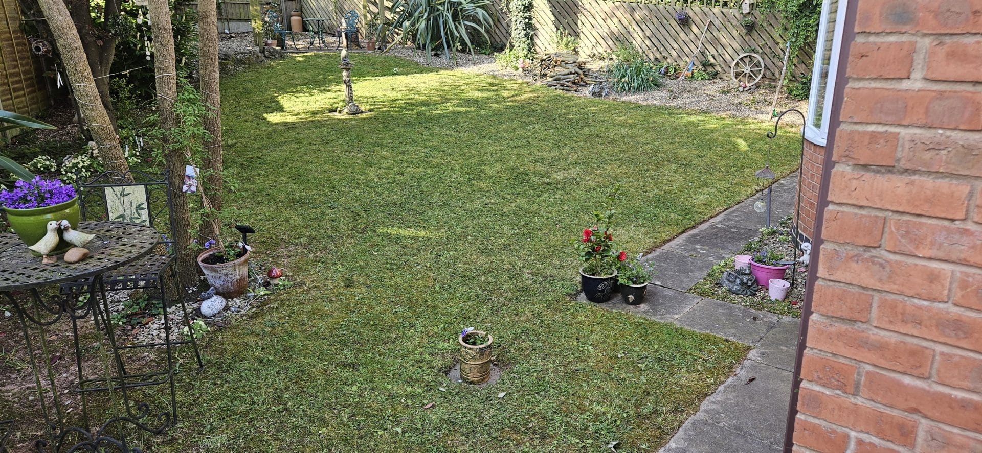 professional garden maintenance Worcester