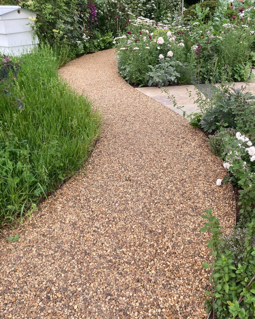 garden paving contractors